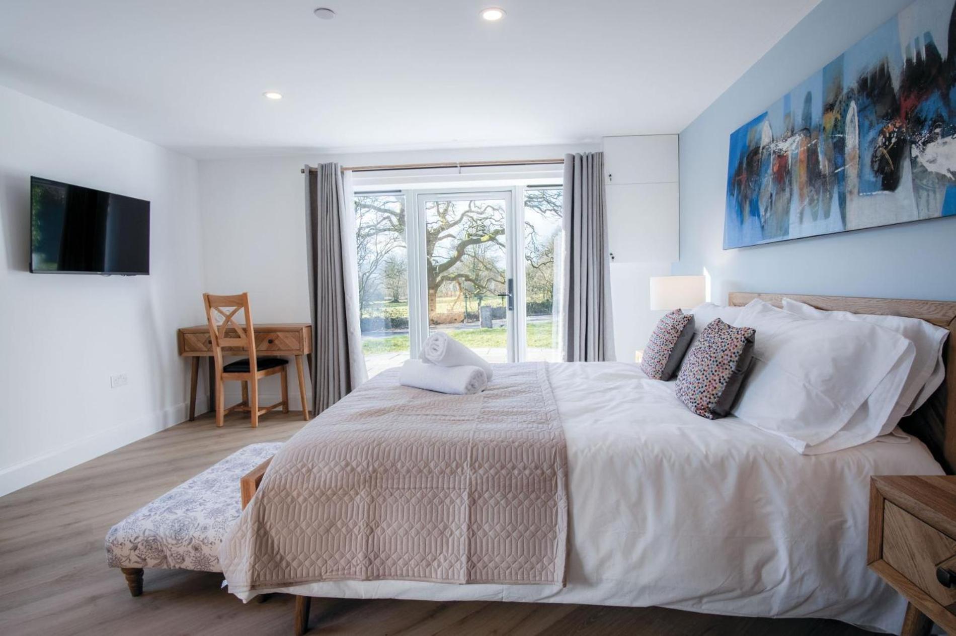 Suite 9 - Sleeping Giant Hotel - Pen Y Cae Inn Brecon Eksteriør billede